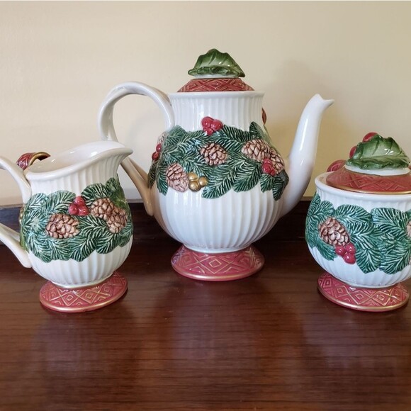 Fitz and Floyd Christmas Rose Hand Painted Tea Set 1995 - Picture 11 of 15